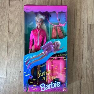VINTAGE BARBIE 1993 Swim N Dive BARBIE in original box, complete, doesn’t kick
